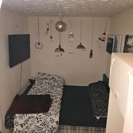 Private Konukevi Leeds (West Yorkshire)